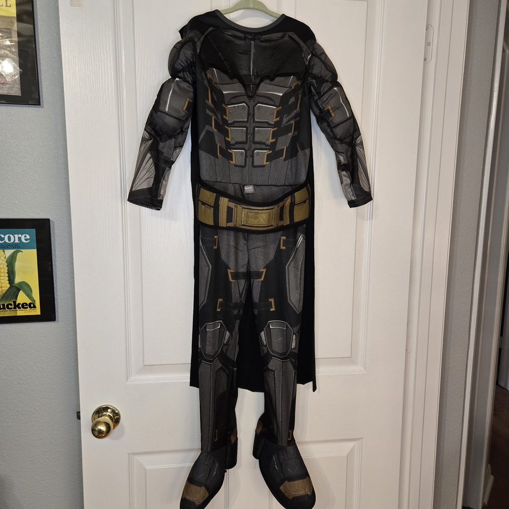 Justice League Batman Superhero Costume with Gold Accents Sz Sm